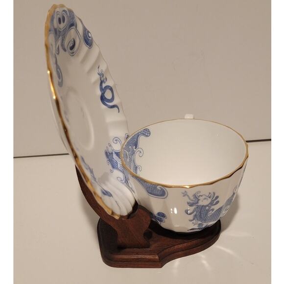 Vintage Royal Worcester Blue‎ Dragon Tea Cup & Saucer Gold Trim with Stand - Picture 12 of 13